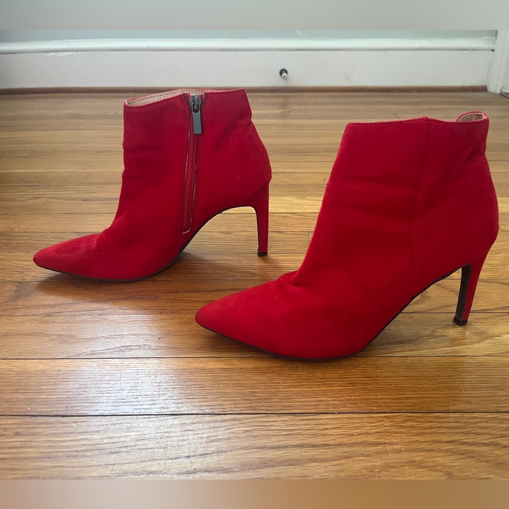 Chic Red Heeled Ankle Boots